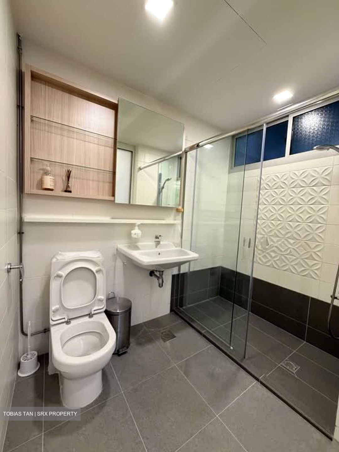 The Ford @ Holland (D10), Condominium #553562941